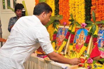 Yevado Okadu Movie Opening